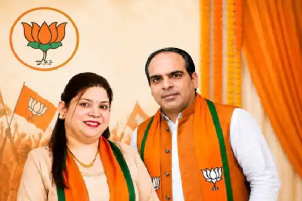 अबोहर निगम में भाजपा का कब्जा, पूजा वधवा मेयर बनीं, धर्मवीर मलकट सीनियर डिप्टी मेयर निर्वाचित अबोहर निगम में भाजपा का कब्जा, पूजा वधवा मेयर बनीं, धर्मवीर मलकट सीनियर डिप्टी मेयर निर्वाचित