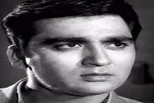 जैकी श्रॉफ ने दिग्गज अभिनेता राजेंद्र कुमार और सुरों की मलिका गीता दत्त को किया नमन, सोशल मीडिया पर दी श्रद्धांजलि जैकी श्रॉफ ने दिग्गज अभिनेता राजेंद्र कुमार और सुरों की मलिका गीता दत्त को किया नमन, सोशल मीडिया पर दी श्रद्धांजलि
