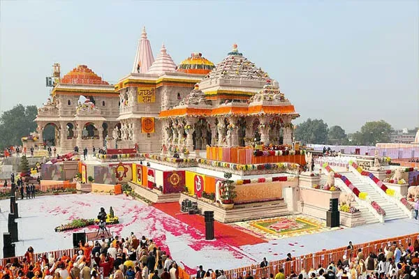राम मंदिर में CEO पद के लिए निकाली वैकेंसी, जानिए कितनी उम्र और क्या हैं शर्तें? राम मंदिर में CEO पद के लिए निकाली वैकेंसी, जानिए कितनी उम्र और क्या हैं शर्तें?