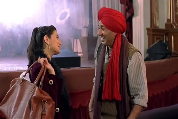 ‘गदर: एक प्रेम कथा’ के सेट पर जब सनी देओल ही बन गए निर्देशक, अमीषा पटेल ने एक टेक में पूरा किया सीन ‘गदर: एक प्रेम कथा’ के सेट पर जब सनी देओल ही बन गए निर्देशक, अमीषा पटेल ने एक टेक में पूरा किया सीन