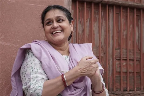 मीरा राजपूत के ‘हेल्थ बार’ पर सुप्रिया पाठक का रिएक्शन, कहा-ऐसी चीजें सिर्फ तुम ही खा सकती हो मीरा राजपूत के ‘हेल्थ बार’ पर सुप्रिया पाठक का रिएक्शन, कहा-ऐसी चीजें सिर्फ तुम ही खा सकती हो