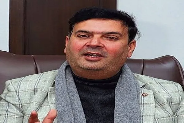 नगर निगम के खजाने को रगड़ा लगाने वालों पर मेयर वनीत धीर की सर्जिकल स्ट्राइक, कई कालोनाइजरों के खिलाफ एफआईआर की सिफारिश नगर निगम के खजाने को रगड़ा लगाने वालों पर मेयर वनीत धीर की सर्जिकल स्ट्राइक, कई कालोनाइजरों के खिलाफ एफआईआर की सिफारिश