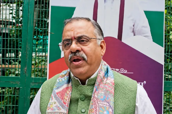 पाकिस्तान में 125 वर्ष पुराने ऐतिहासिक गुरुद्वारा श्री गुरु सिंह सभा साहिब का ध्वस्तीकरण हिंदू-सिख आस्था पर सुनियोजित और कायराना हमला: तरुण चुग पाकिस्तान में 125 वर्ष पुराने ऐतिहासिक गुरुद्वारा श्री गुरु सिंह सभा साहिब का ध्वस्तीकरण हिंदू-सिख आस्था पर सुनियोजित और कायराना हमला: तरुण चुग