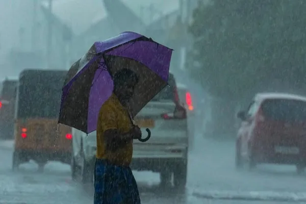 गर्मी से अब मिलेगी राहत, सावन के पहले सोमवार बारिश के आसार, येलो अलर्ट जारी गर्मी से अब मिलेगी राहत, सावन के पहले सोमवार बारिश के आसार, येलो अलर्ट जारी