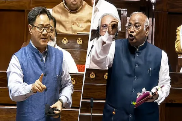 संसद में खड़गे-रिजिजू के बीच तीखी बहस, संसदीय कार्य मंत्री बोले -सुबह से रात तक संसद परिसर में मौजूद रहते हैं गृह मंत्री संसद में खड़गे-रिजिजू के बीच तीखी बहस, संसदीय कार्य मंत्री बोले -सुबह से रात तक संसद परिसर में मौजूद रहते हैं गृह मंत्री