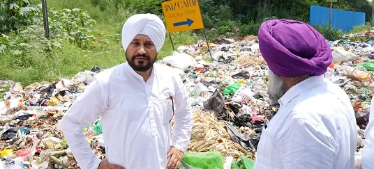 जालंधर के विभिन्न इलाकों में लगे गंदगी के ढेरों के कारण बीमारियां फैलने का अंदेशा: चरणजीत सिंह चन्नी