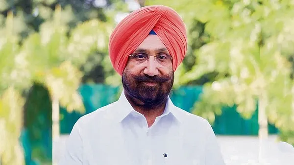 नशे, गैंगस्टरों और सरकार की विफलताओं के खिलाफ कांग्रेस लड़ेगी: सुखजिंदर सिंह रंधावा नशे, गैंगस्टरों और सरकार की विफलताओं के खिलाफ कांग्रेस लड़ेगी: सुखजिंदर सिंह रंधावा
