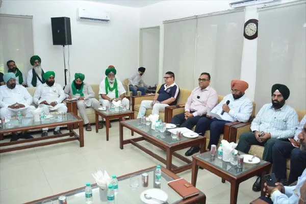 पावरकॉम निर्बाध बिजली आपूर्ति सुनिश्चित करने के लिए पूरी तरह प्रतिबद्ध: डॉ. बसंत गर्ग पावरकॉम निर्बाध बिजली आपूर्ति सुनिश्चित करने के लिए पूरी तरह प्रतिबद्ध: डॉ. बसंत गर्ग
