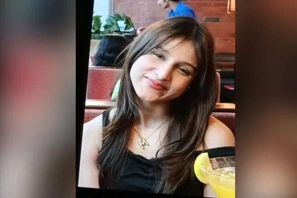दिल्ली में 21 साल की मॉडल की घर में घुसकर हत्या, चाकू से गोदा; आरोपी जिम ट्रेनर इमरान फरार दिल्ली में 21 साल की मॉडल की घर में घुसकर हत्या, चाकू से गोदा; आरोपी जिम ट्रेनर इमरान फरार