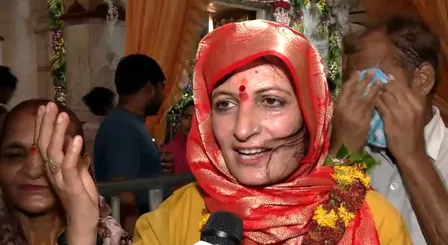 मथुरा में जन्माष्टमी पर भक्तों में जबरदस्त उत्साह, ढोल-नगाड़ों और भजनों से गूंज रही जन्मभूमि मथुरा में जन्माष्टमी पर भक्तों में जबरदस्त उत्साह, ढोल-नगाड़ों और भजनों से गूंज रही जन्मभूमि