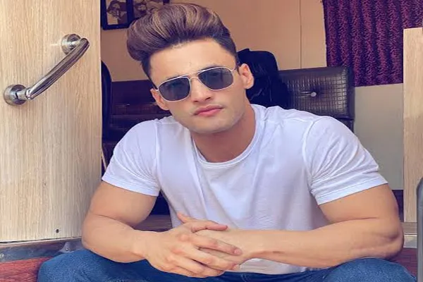 रुबीना दिलैक और हिना खान पर भड़के असीम रियाज, बोले-कठपुतली बनकर रोल निभाते रहो रुबीना दिलैक और हिना खान पर भड़के असीम रियाज, बोले-कठपुतली बनकर रोल निभाते रहो