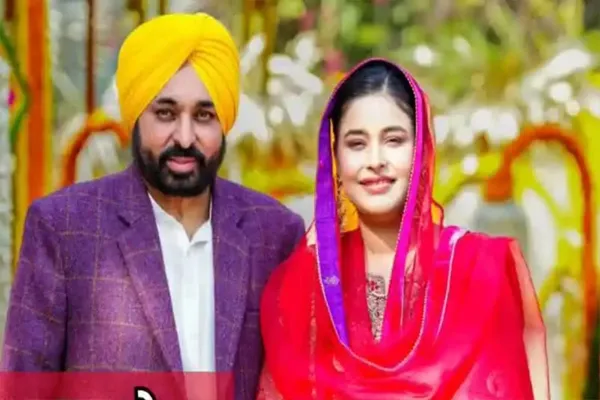 मजीठिया-खैहरा और रिटायर्ड जज पर कोर्ट का शिकंजा, CM मान की पत्नी के खिलाफ भ्रामक सामग्री पोस्ट करने पर रोक मजीठिया-खैहरा और रिटायर्ड जज पर कोर्ट का शिकंजा, CM मान की पत्नी के खिलाफ भ्रामक सामग्री पोस्ट करने पर रोक