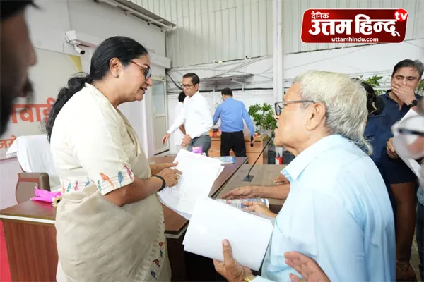 CM रेखा गुप्ता ने नागरिकों की समस्याएं सुनीं, अधिकारियों को दिए त्वरित और समयबद्ध निस्तारण के कड़े निर्देश CM रेखा गुप्ता ने नागरिकों की समस्याएं सुनीं, अधिकारियों को दिए त्वरित और समयबद्ध निस्तारण के कड़े निर्देश